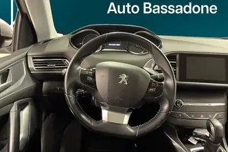 Peugeot 308, 1.2, 96 kW, bensiin, automaat, esivedu