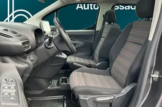 Opel Combo, 1.5, 96 kW, diisel, manuaal, esivedu