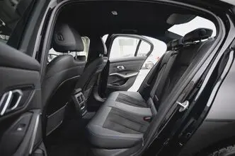 BMW 320, 2.0, 140 kW, hübriid, automaat, nelikvedu