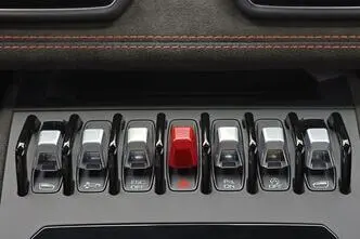 Lamborghini Huracán, 5.2, 470 kW, bensiin, automaat, tagavedu