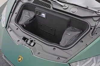 Lamborghini Huracán, 5.2, 470 kW, bensiin, automaat, tagavedu