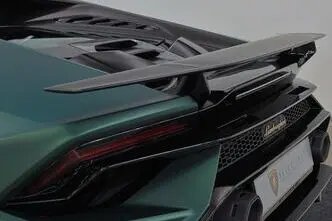 Lamborghini Huracán, 5.2, 470 kW, bensiin, automaat, tagavedu
