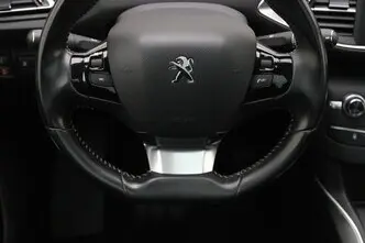 Peugeot 308, 2.0, 110 kW, diesel, automatic, front-wheel drive