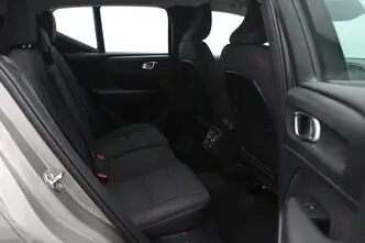 Volvo XC40, 2.0, 110 kW, diesel, automatic, front-wheel drive
