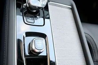 Volvo XC60, 2.0, 293 kW, petrol, automatic, four-wheel drive