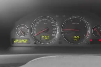 Volvo V70, 2.4, diisel, manuaal, esivedu