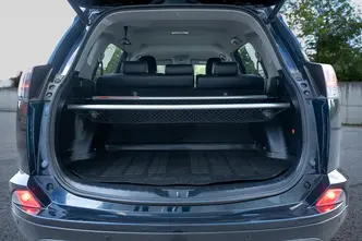 Toyota RAV4, 2.5, 114 kW, hübriid, automaat, nelikvedu