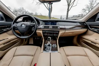 BMW 730, 3.0, 180 kW, diisel, automaat, tagavedu