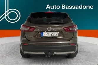 Nissan Qashqai, 1.3, 117 kW, бензин, автомат, передний привод
