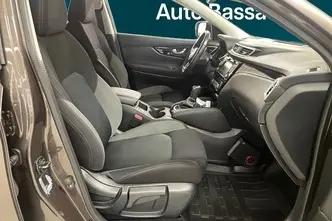 Nissan Qashqai, 1.3, 117 kW, бензин, автомат, передний привод