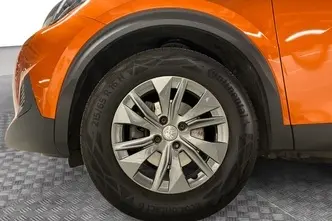 Peugeot 2008, 1.2, 96 kW, petrol, automatic, front-wheel drive