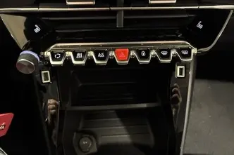 Peugeot 2008, 1.2, 96 kW, petrol, automatic, front-wheel drive