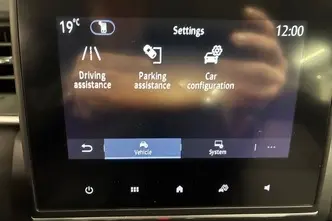 Renault Captur, 1.3, 103 kW, гибрид, автомат, передний привод