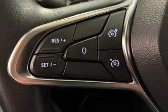 Renault Captur, 1.3, 103 kW, гибрид, автомат, передний привод