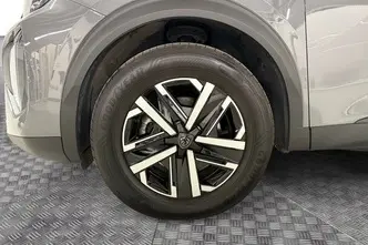 Peugeot 2008, electric, automatic, front-wheel drive