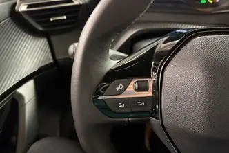 Peugeot 2008, electric, automatic, front-wheel drive
