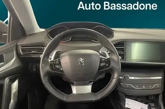 Peugeot 308, 1.2, 96 kW, petrol, automatic, front-wheel drive