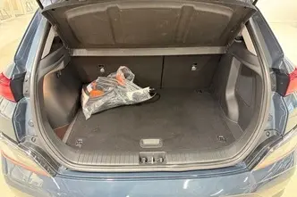 Hyundai Kona, electric, automatic, front-wheel drive