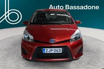 Toyota Yaris, 1.5, 55 kW, hybrid, automatic, front-wheel drive