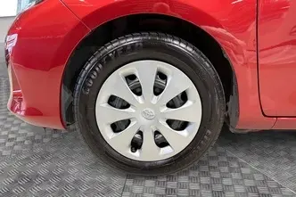 Toyota Yaris, 1.5, 55 kW, hybrid, automatic, front-wheel drive
