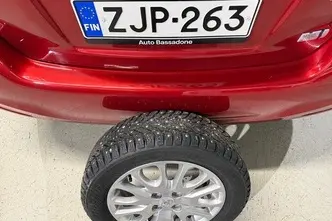 Toyota Yaris, 1.5, 55 kW, hybrid, automatic, front-wheel drive