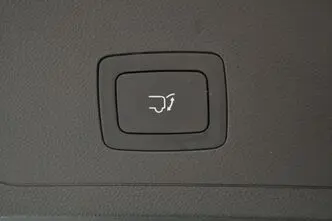 Maxus Euniq 6, 65 kW, electric, automatic, front-wheel drive