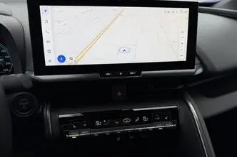 Toyota C-HR, 1.8, 72 kW, hybrid, automatic, front-wheel drive