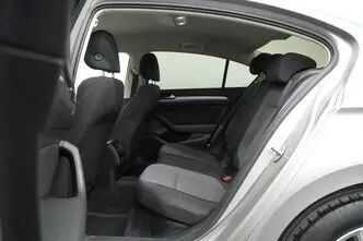 Volkswagen Passat, 1.6, 88 kW, diesel, manual, front-wheel drive