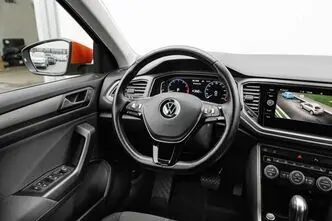 Volkswagen T-Roc, 1.5, 110 kW, bensiin, automaat