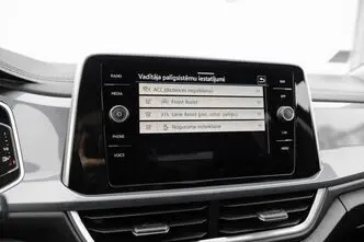 Volkswagen T-Roc, 1.5, 110 kW, bensiin, automaat