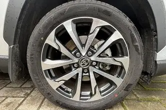 Toyota Corolla Cross, 1.8, 72 kW, hübriid, automaat, esivedu