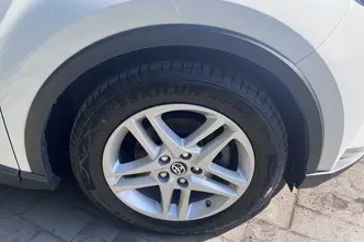 Toyota C-HR, 1.8, 72 kW, hübriid, automaat, esivedu