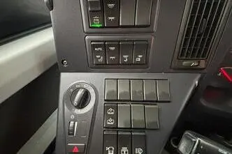 Volvo B8RLE 8900 4x2, 240 kW, diesel, automatic