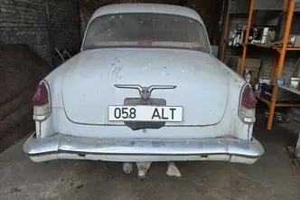 GAZ 21 Volga, bensiin, manuaal, tagavedu