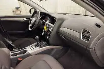 Audi A4, 1.8, 88 kW, bensiin, manuaal, esivedu