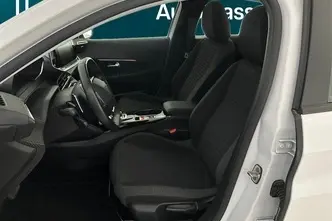 Peugeot 208, 1.2, 74 kW, bensiin, automaat, esivedu