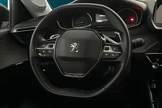 Peugeot 208, 1.2, 74 kW, bensiin, automaat, esivedu