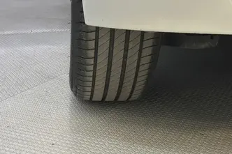 Peugeot 208, 1.2, 74 kW, bensiin, automaat, esivedu