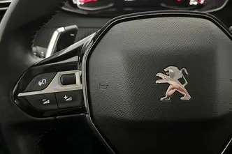 Peugeot 208, 1.2, 74 kW, bensiin, automaat, esivedu