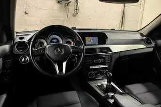 Mercedes-Benz C 200, 2.1, 100 kW, diisel, manuaal, tagavedu