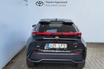 Toyota C-HR, 2.0, 111 kW, pistikhübriid, automaat, esivedu