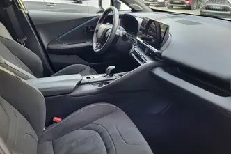 Toyota C-HR, 2.0, 111 kW, pistikhübriid, automaat, esivedu