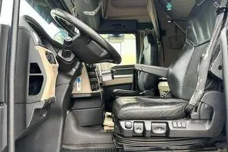 MAN TGX 28.540, 397 kW, diesel, automatic