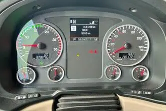 MAN TGX 28.540, 397 kW, diesel, automatic