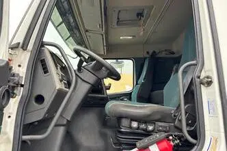 Volvo FM 330, 250 kW, diisel, automaat