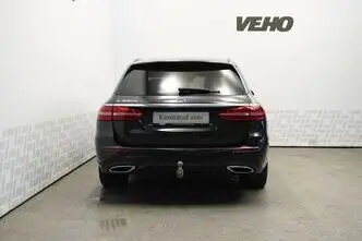 Mercedes-Benz E 300, 143 kW, pistikhübriid, automaat, nelikvedu