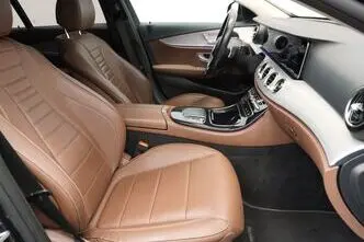 Mercedes-Benz E 300, 143 kW, pistikhübriid, automaat, nelikvedu