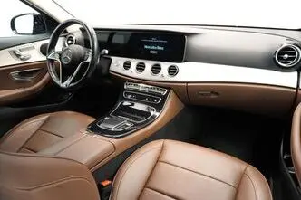 Mercedes-Benz E 300, 143 kW, pistikhübriid, automaat, nelikvedu