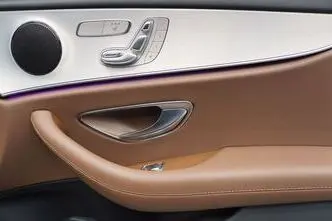 Mercedes-Benz E 300, 143 kW, pistikhübriid, automaat, nelikvedu