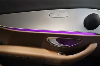 Mercedes-Benz E 300, 143 kW, pistikhübriid, automaat, nelikvedu